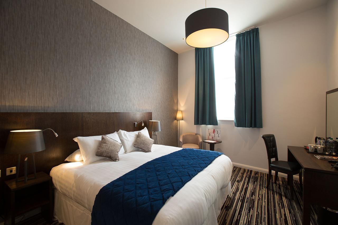 The Furness Railway Wetherspoon Hotel Barrow-in-Furness Eksteriør billede